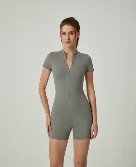 Zip-up short-sleeve yoga romper shorts